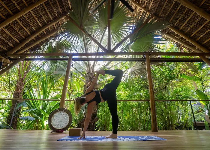 Hotel Nantipa - A Tico Beach Experience